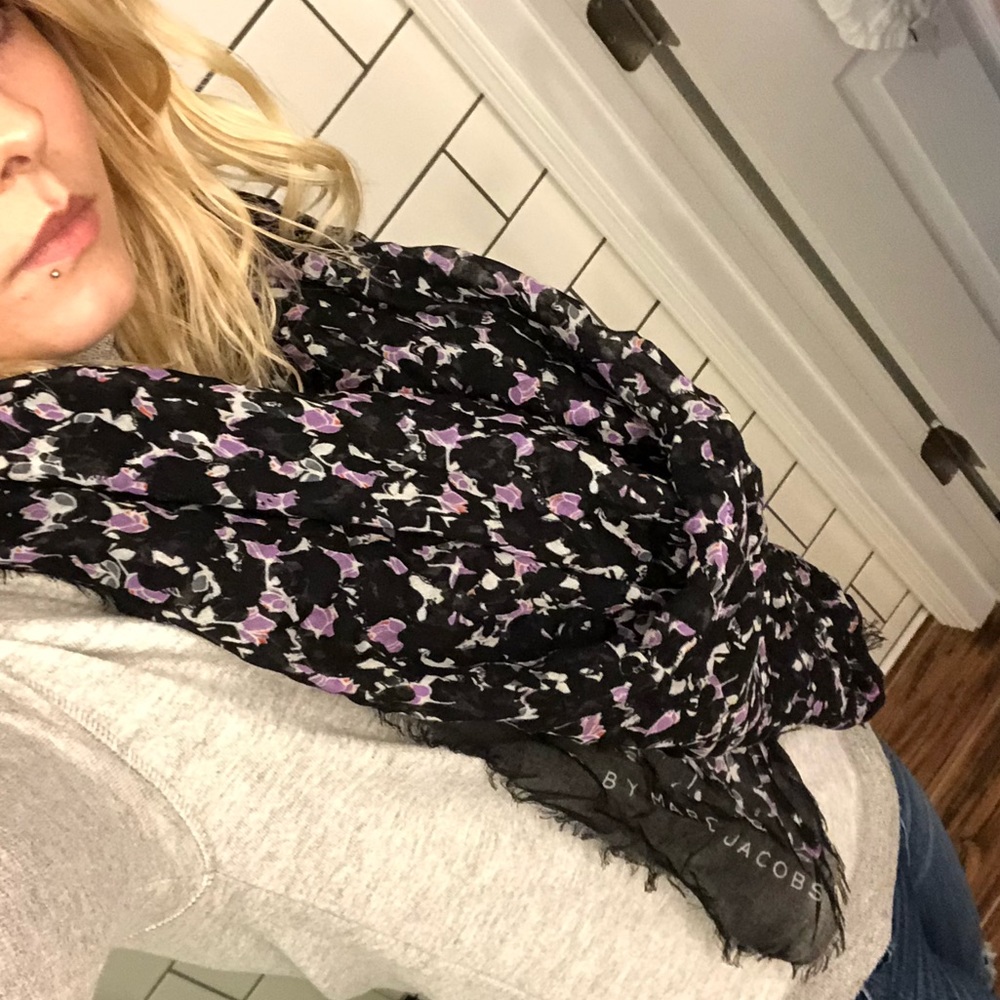 Marc by Marc Jacobs Scarf